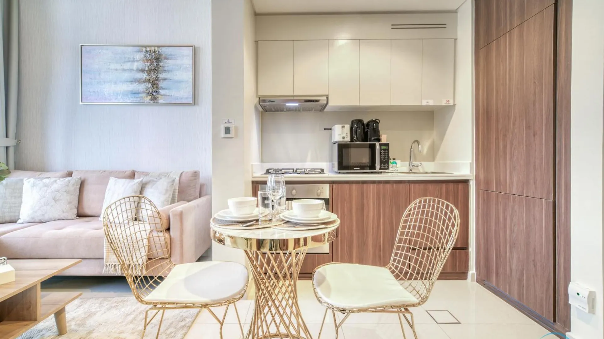 Lavish 1Br At Reva Residences Business Bay By Deluxe Holiday Homes Dubai 0*,